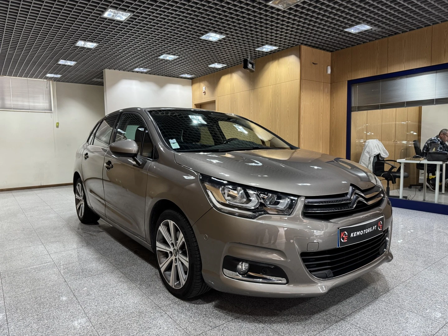 Citroën C4 1.6 BlueHDi Shine EAT6