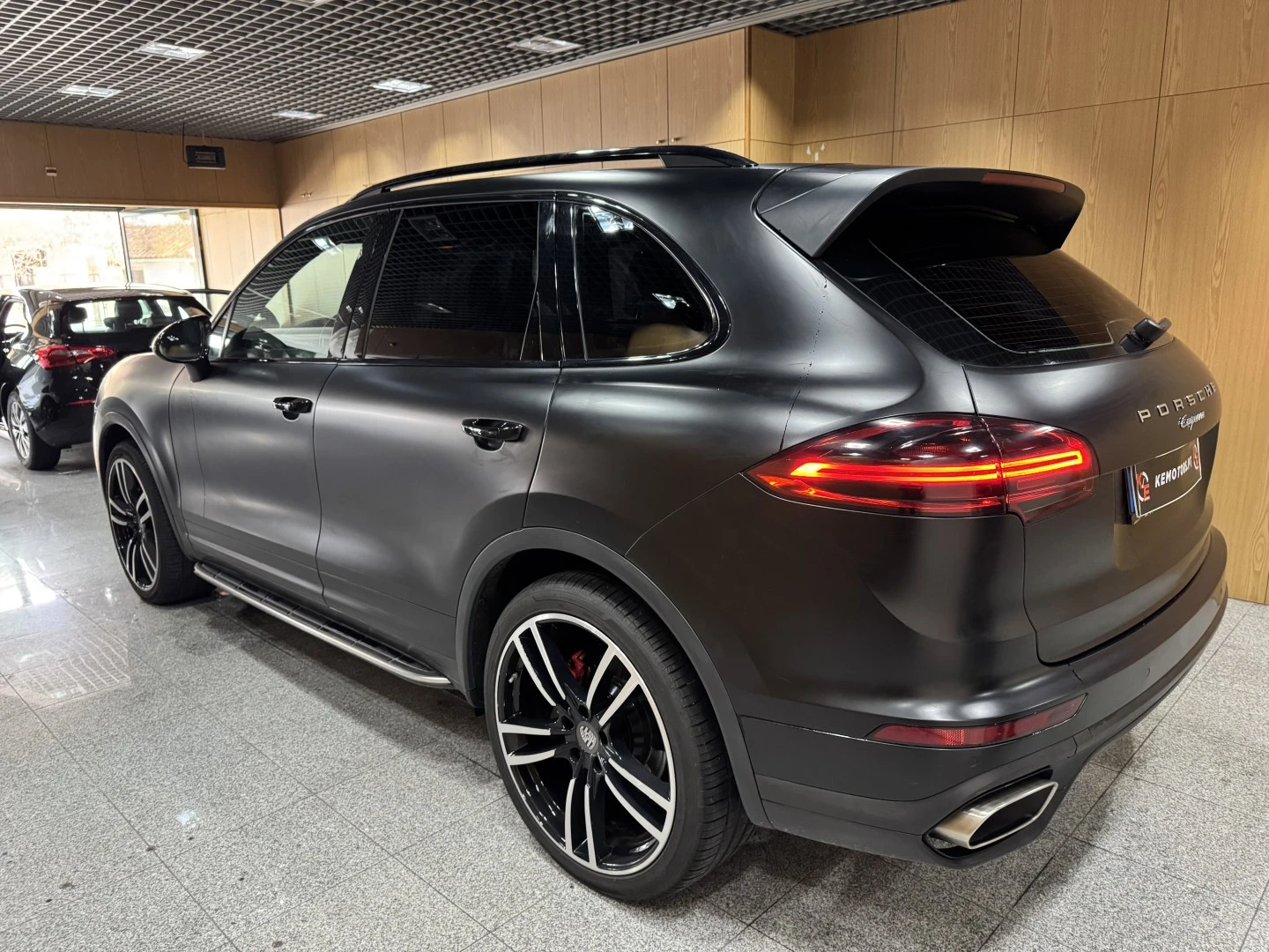 Porsche Cayenne Platinum Edition