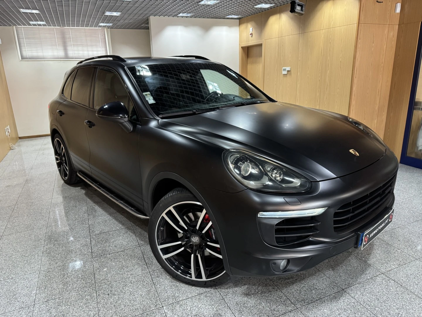 Porsche Cayenne Platinum Edition