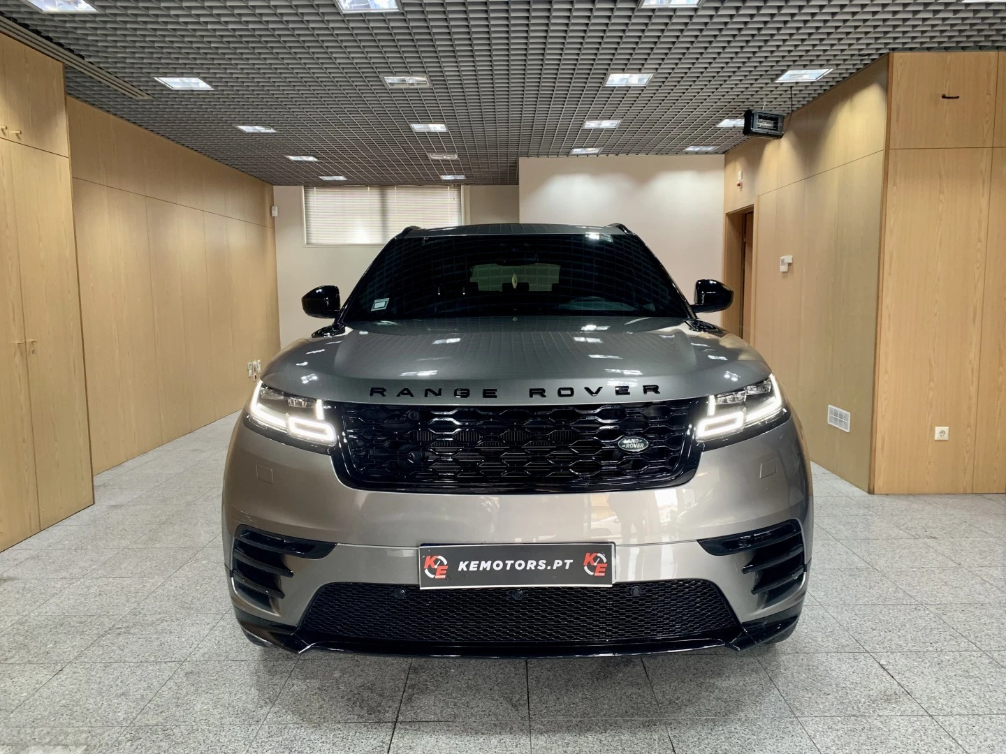 Land Rover Range Rover Velar 2.0 D R-Dynamic S