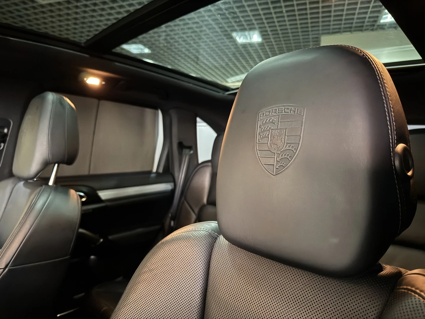 Porsche Cayenne Platinum Edition