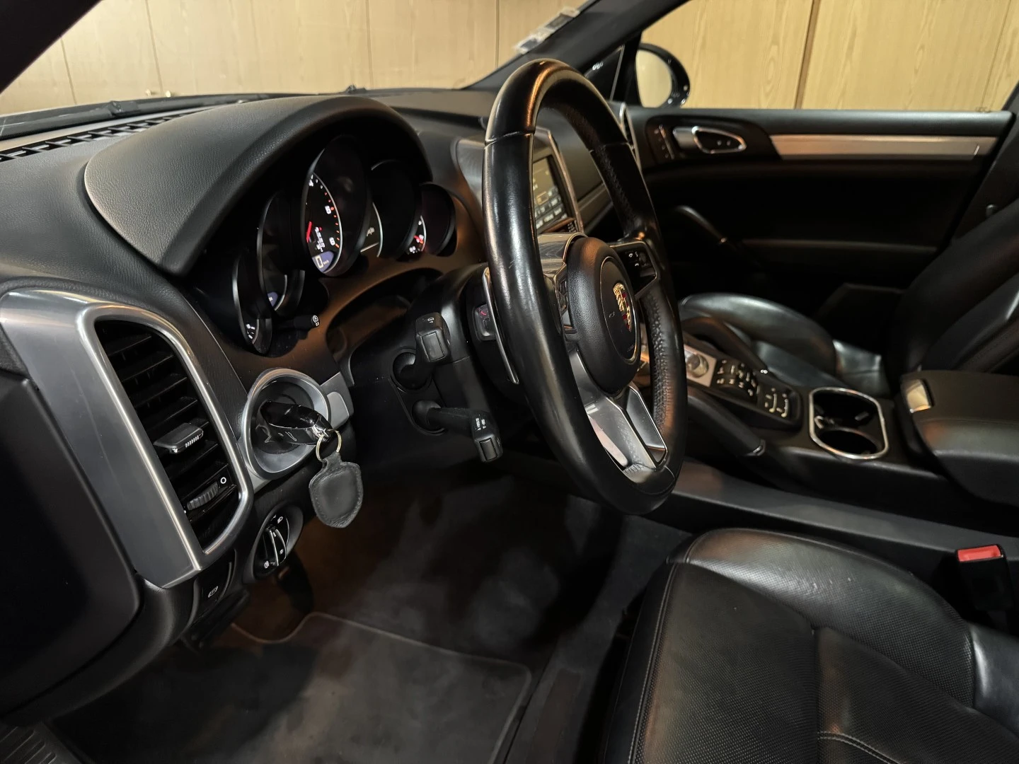 Porsche Cayenne Platinum Edition