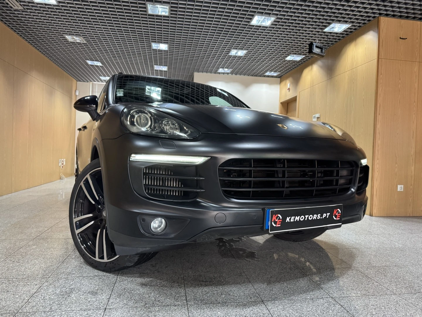 Porsche Cayenne Platinum Edition