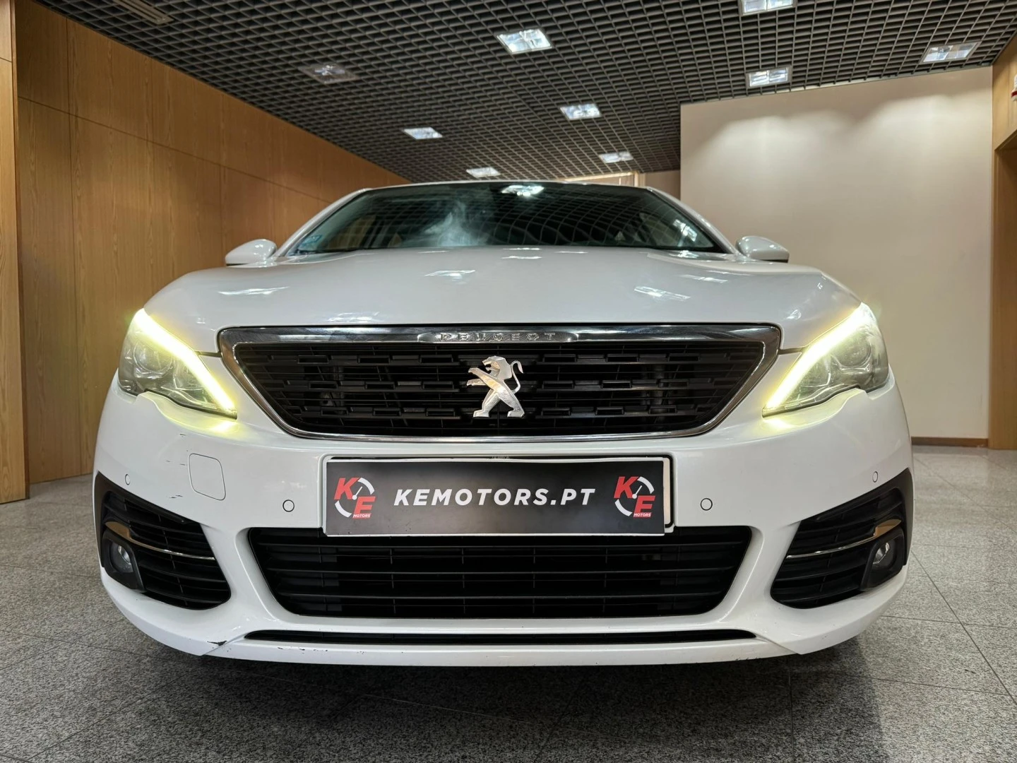 Peugeot 308 SW 1.2 PureTech Allure EAT8