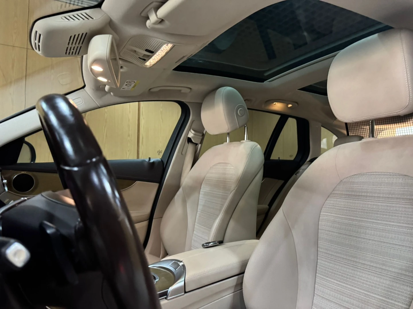 Mercedes-Benz C 300 BlueTEC Hybrid Avantgarde +
