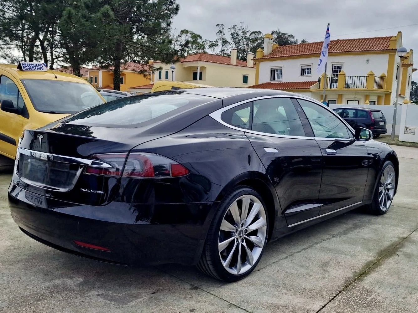 Tesla Model S 100 kWh Long Range AWD