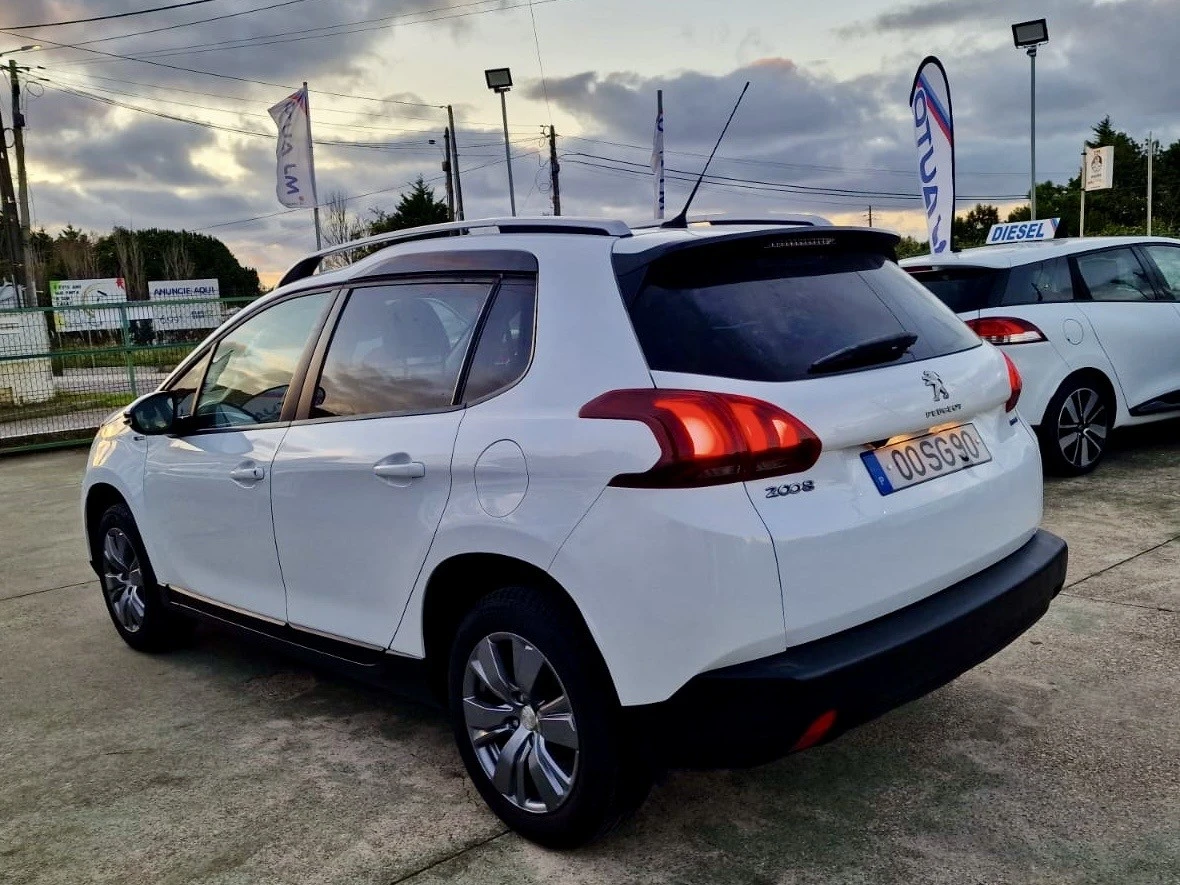 Peugeot 2008 1.2 PureTech Style