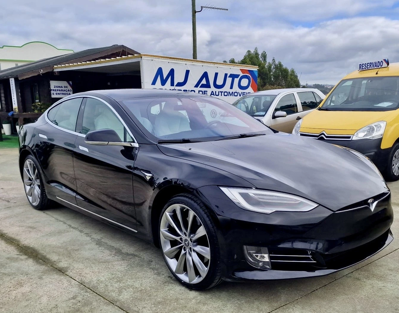 Tesla Model S 100 kWh Long Range AWD