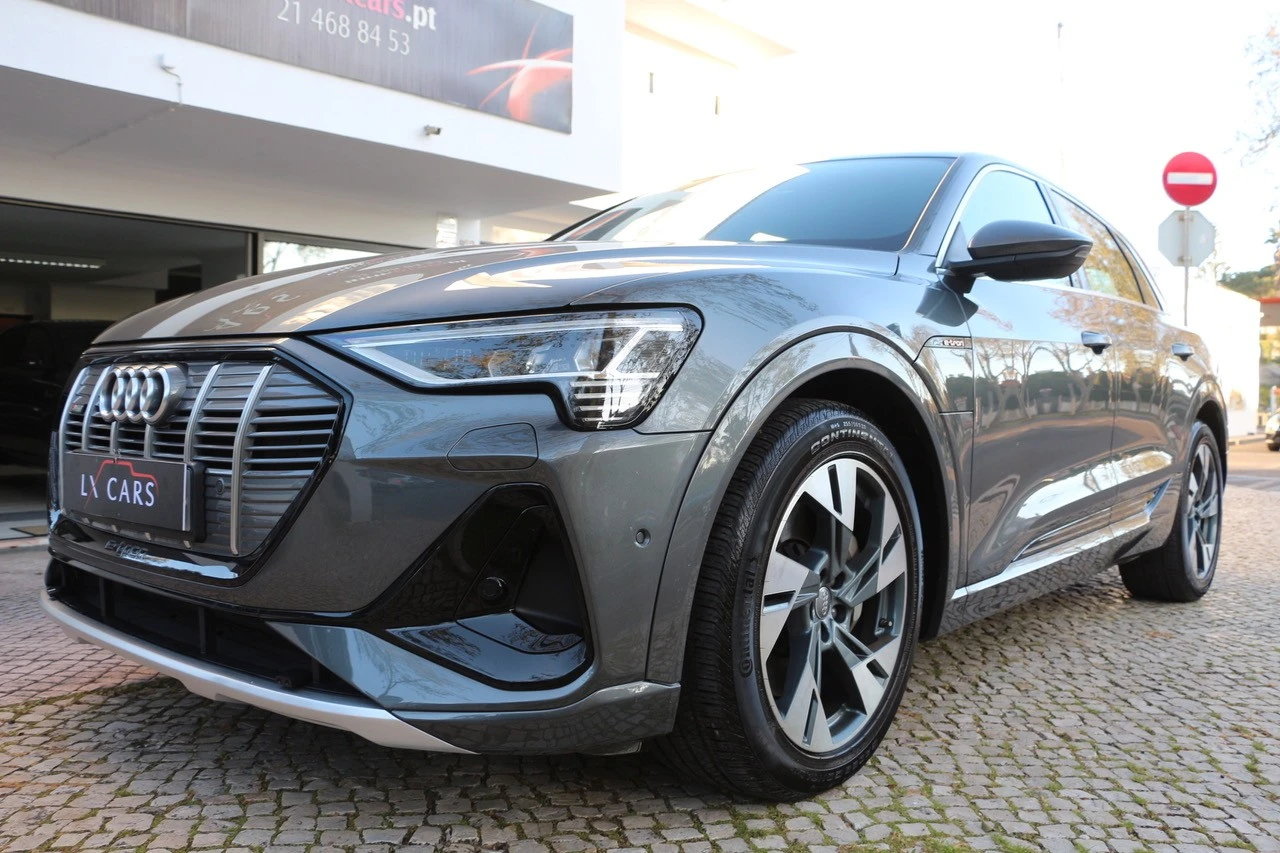 Audi e-tron 55 quattro S line