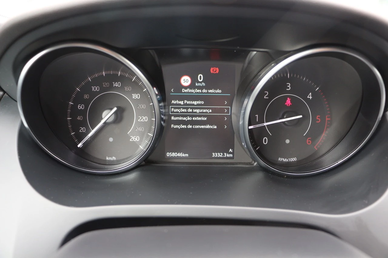 Jaguar E-Pace 2.0 i4D R-Dynamic