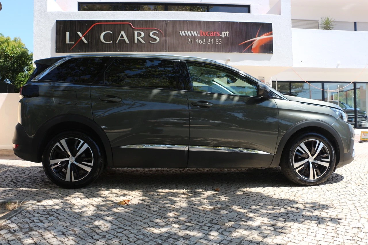 Peugeot 5008 1.5 BlueHDi Allure