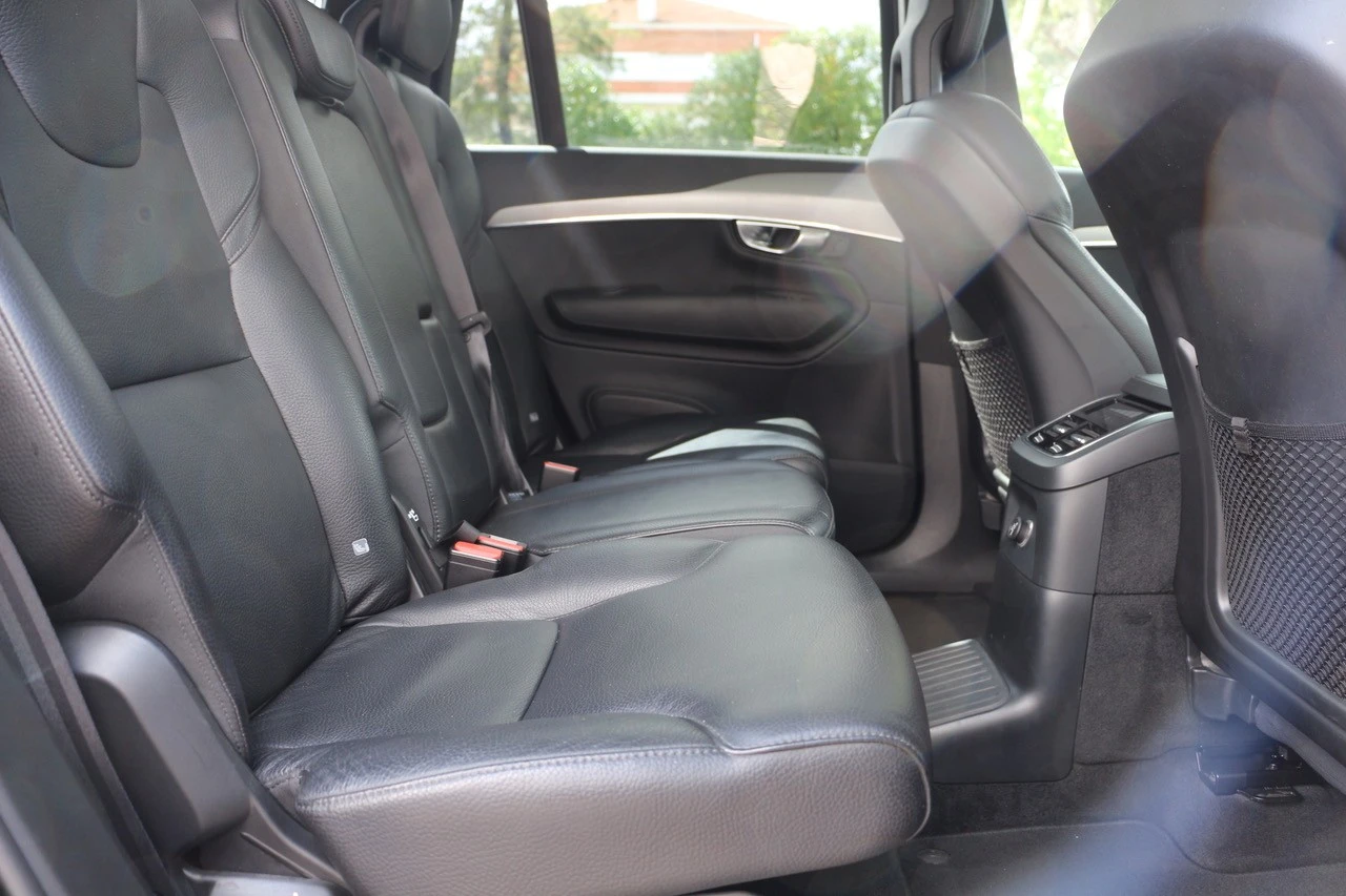 Volvo XC 90 2.0 T8 PHEV Momentum Plus AWD