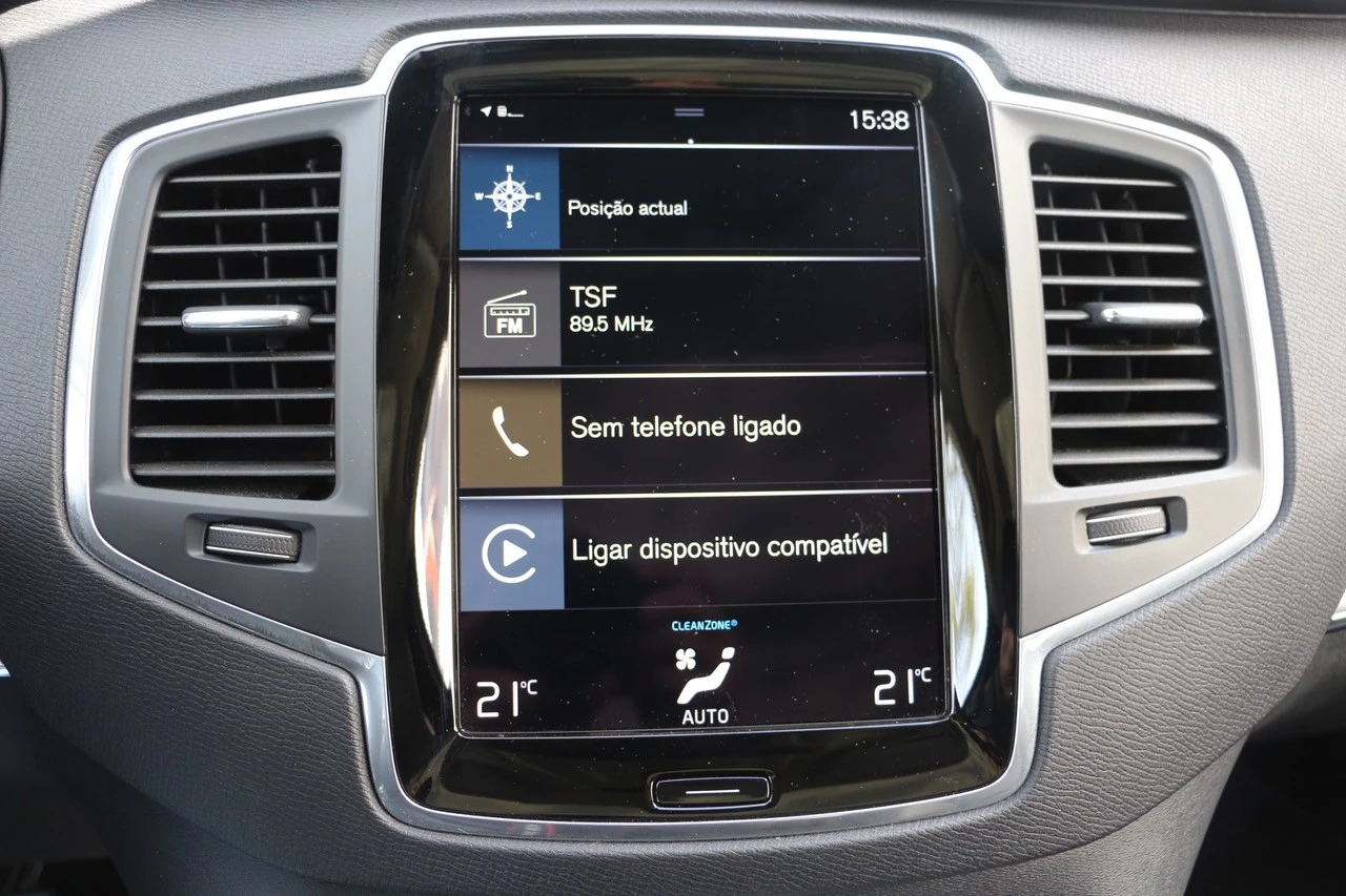 Volvo XC 90 2.0 T8 PHEV Momentum Plus AWD