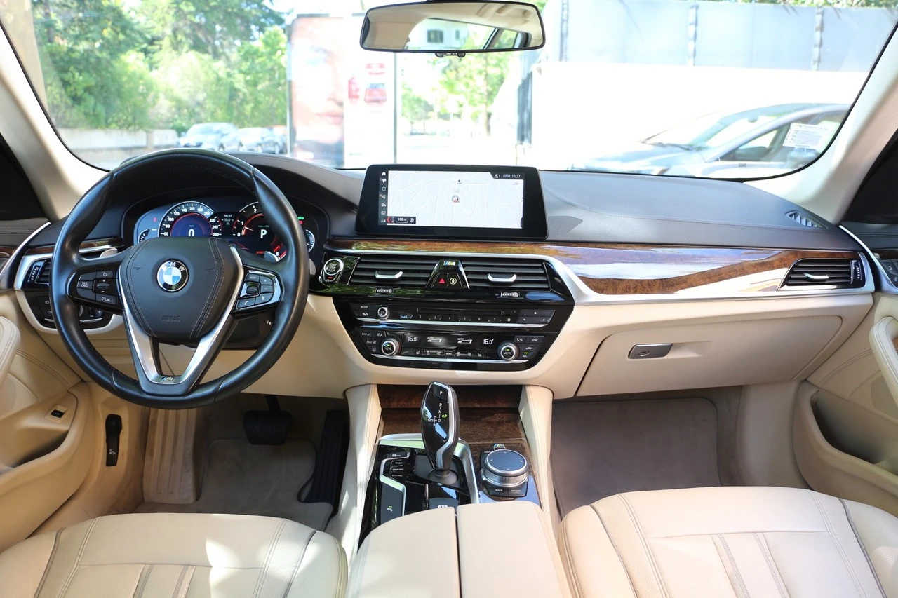 BMW 525 d Line Luxury Auto