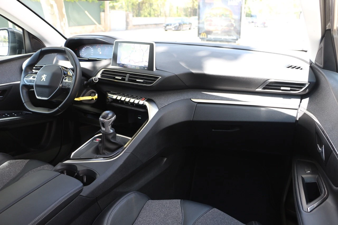 Peugeot 5008 1.5 BlueHDi Allure