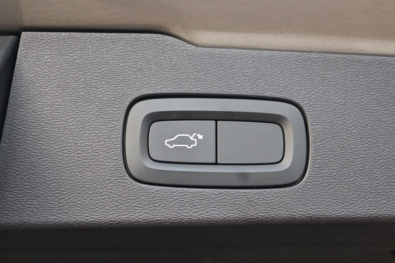 Volvo V60 2.0 D4 Momentum Plus Geartronic