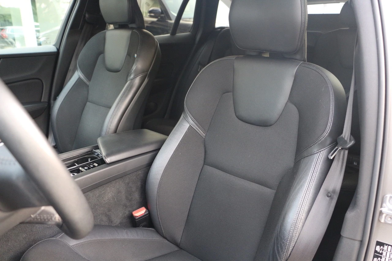 Volvo V60 2.0 D4 Momentum Plus Geartronic