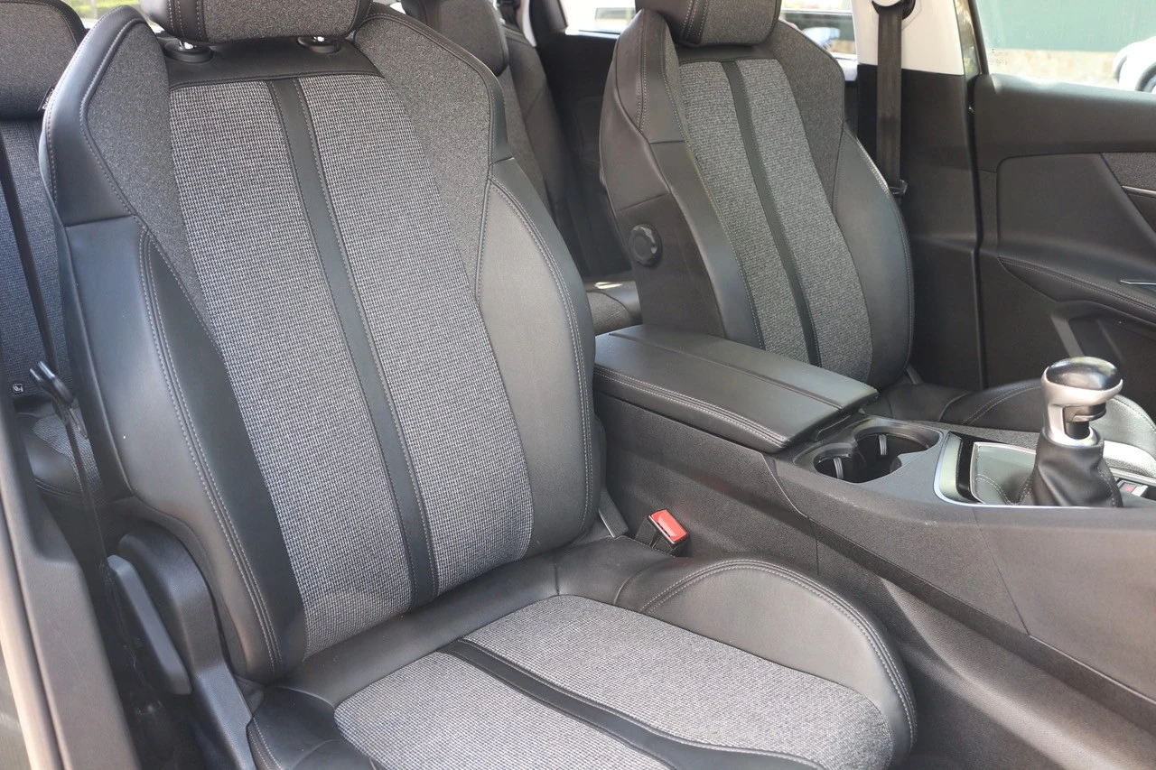 Peugeot 5008 1.5 BlueHDi Allure