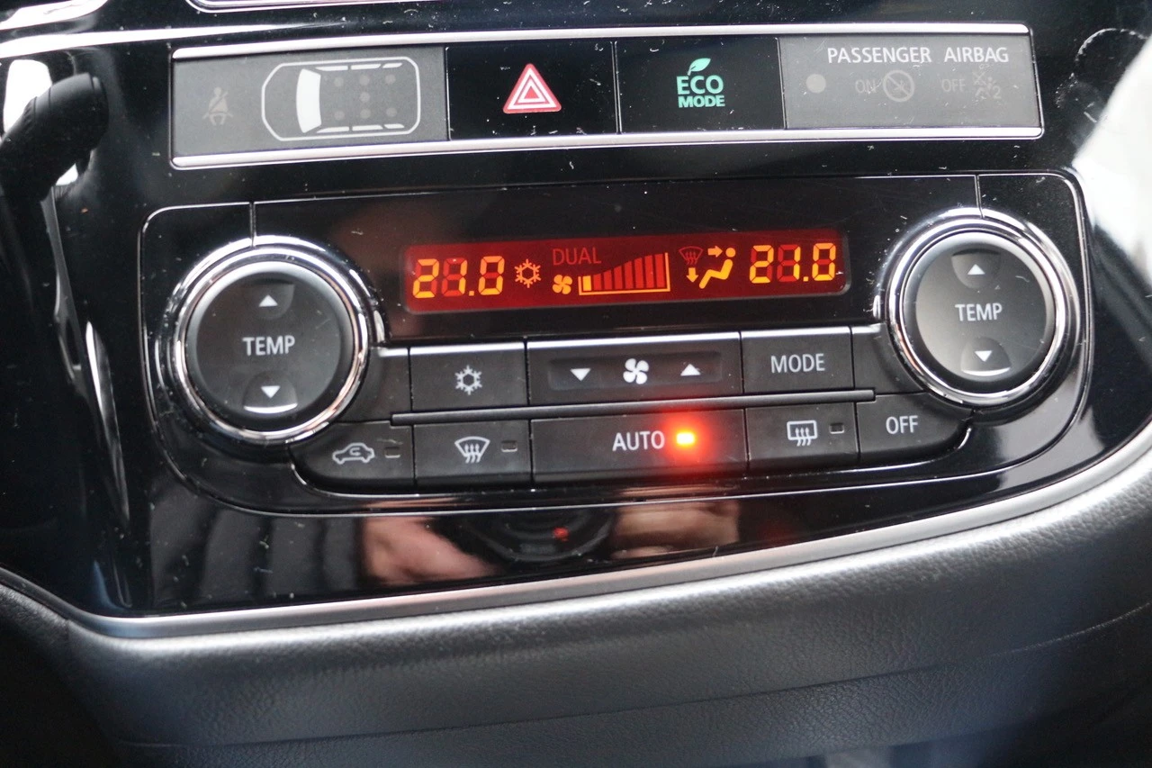 Mitsubishi Outlander 2.4 PHEV Instyle