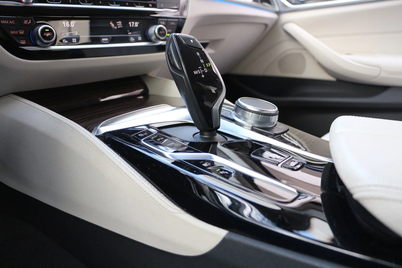 BMW 530 e Line Luxury