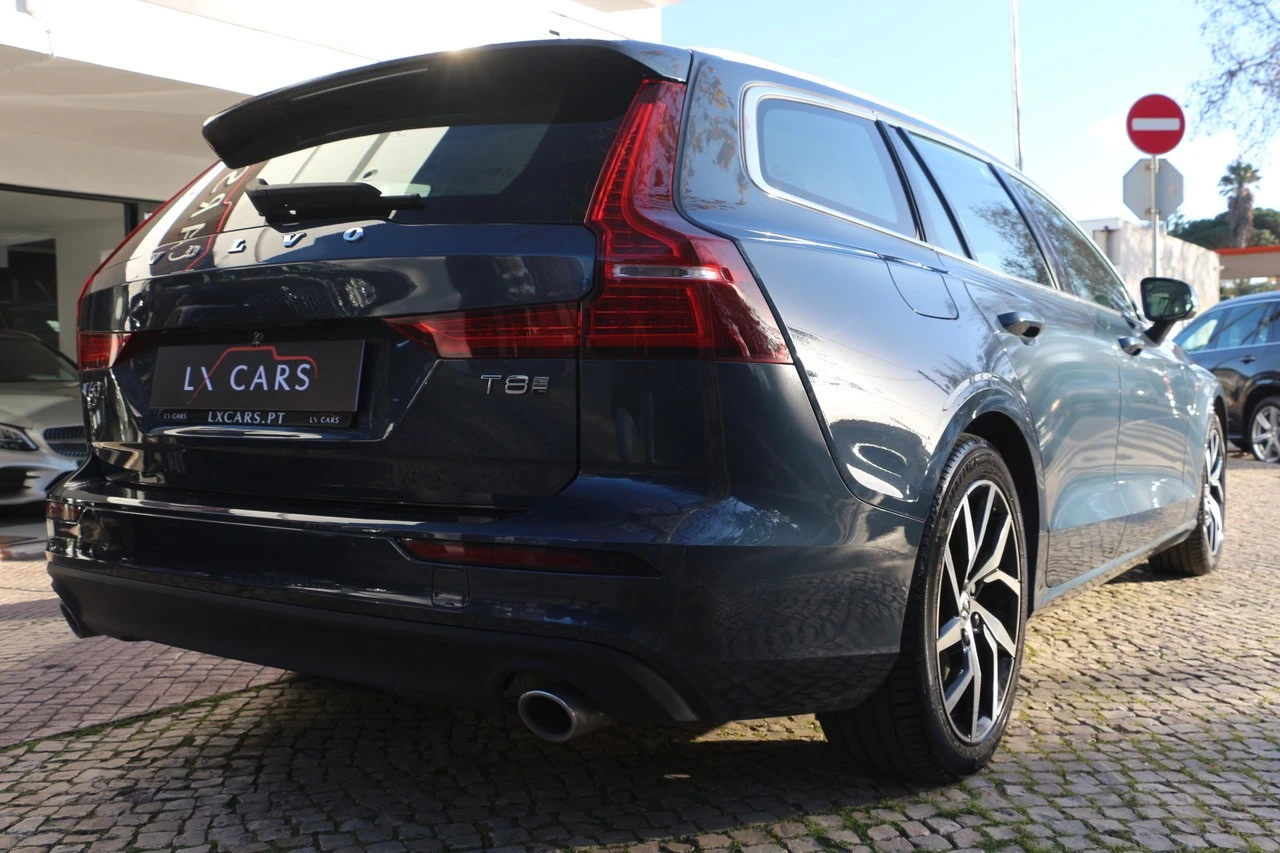 Volvo V60 2.0 T8 AWD TE Momentum Plus