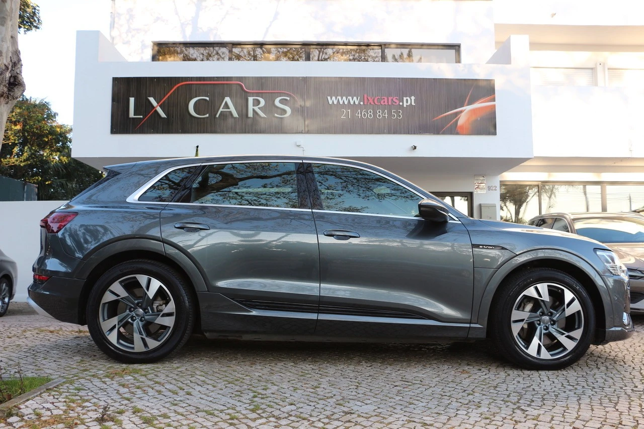 Audi e-tron 55 quattro S line