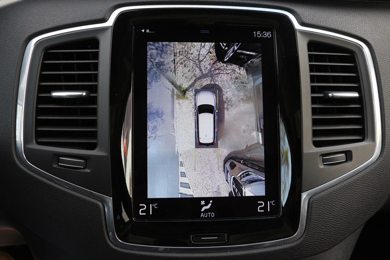 Volvo XC 90 2.0 T8 PHEV Momentum Plus AWD