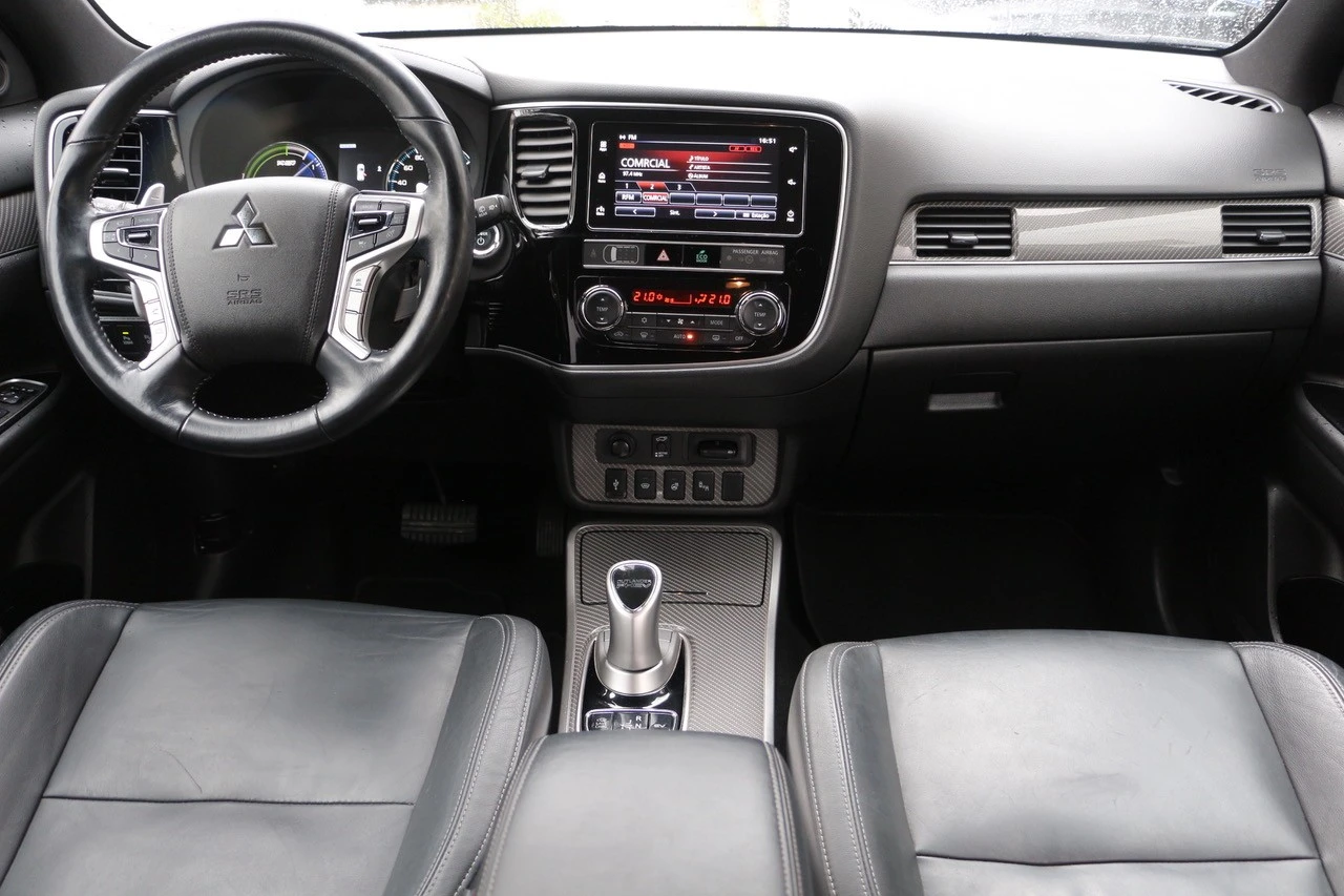 Mitsubishi Outlander 2.4 PHEV Instyle
