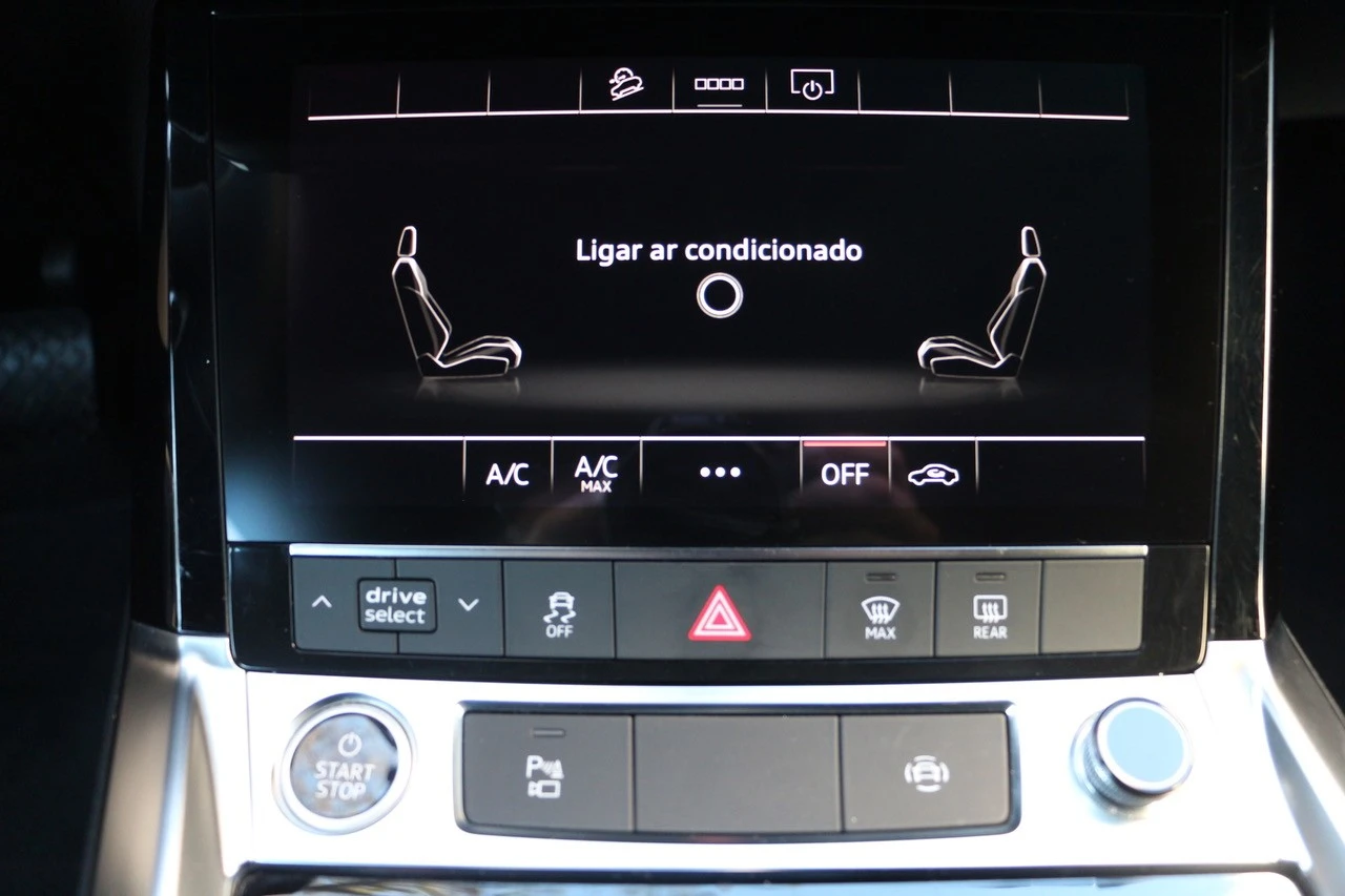 Audi e-tron 55 quattro S line