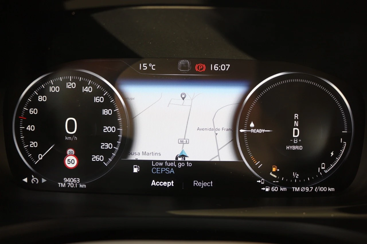 Volvo V60 2.0 T8 AWD TE Momentum Plus