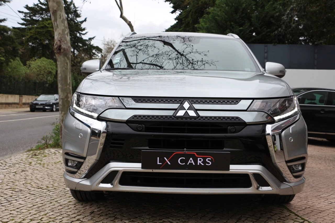 Mitsubishi Outlander 2.4 PHEV Instyle