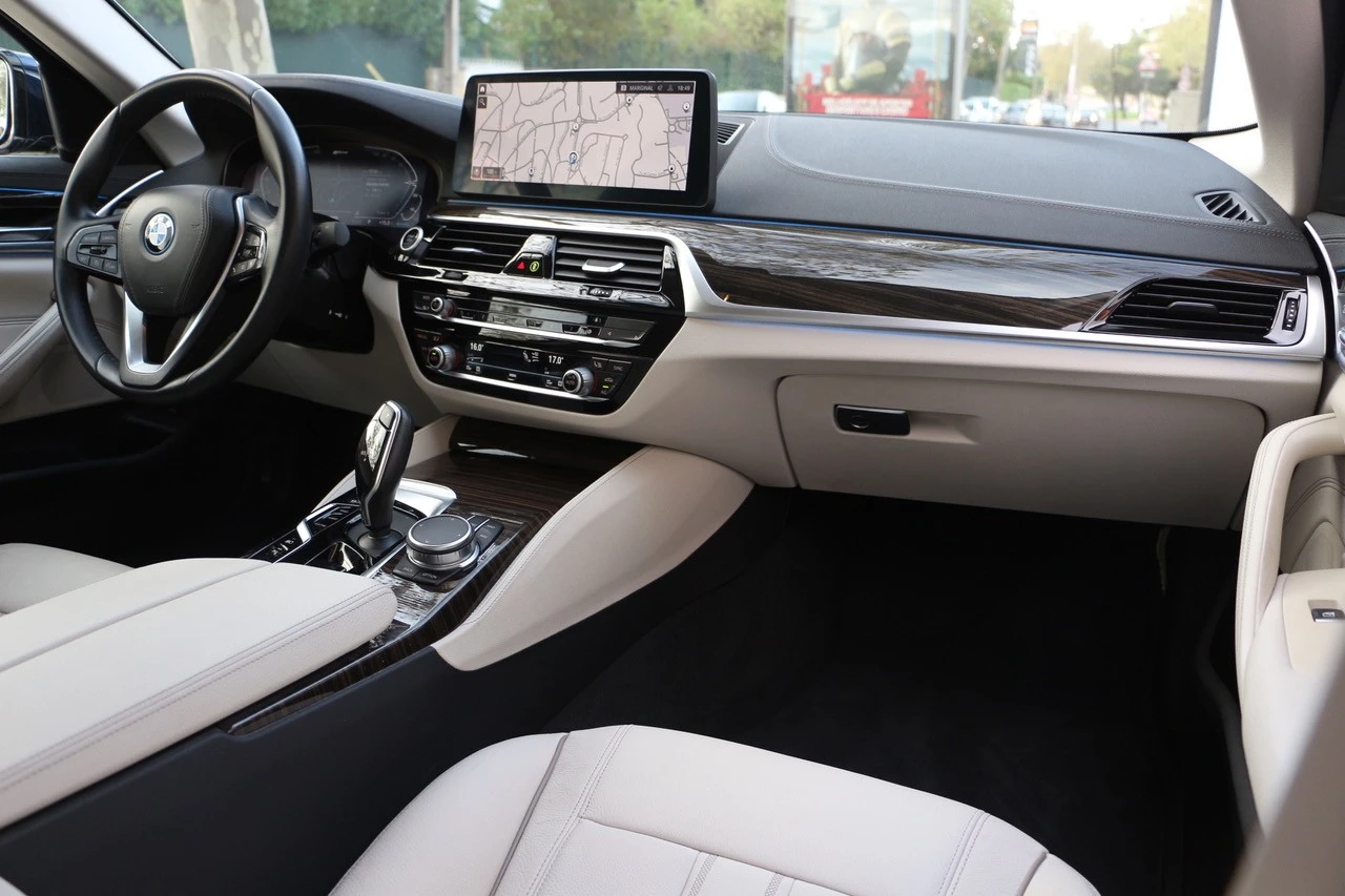 BMW 530 e Line Luxury