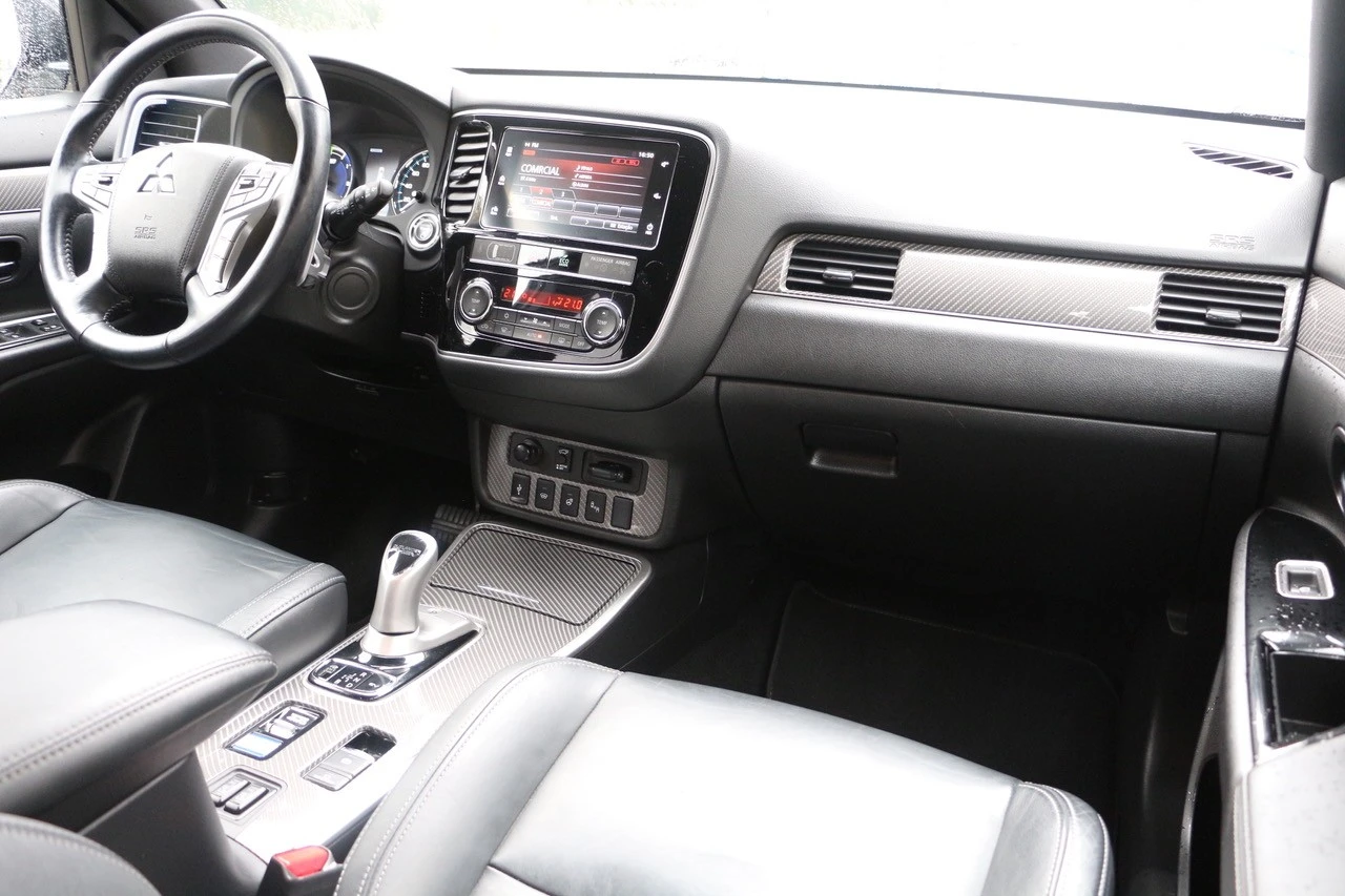 Mitsubishi Outlander 2.4 PHEV Instyle