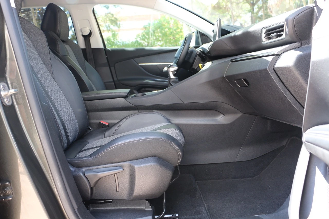 Peugeot 5008 1.5 BlueHDi Allure