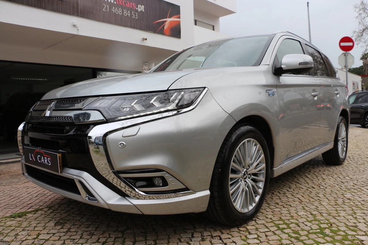 Mitsubishi Outlander 2.4 PHEV Instyle