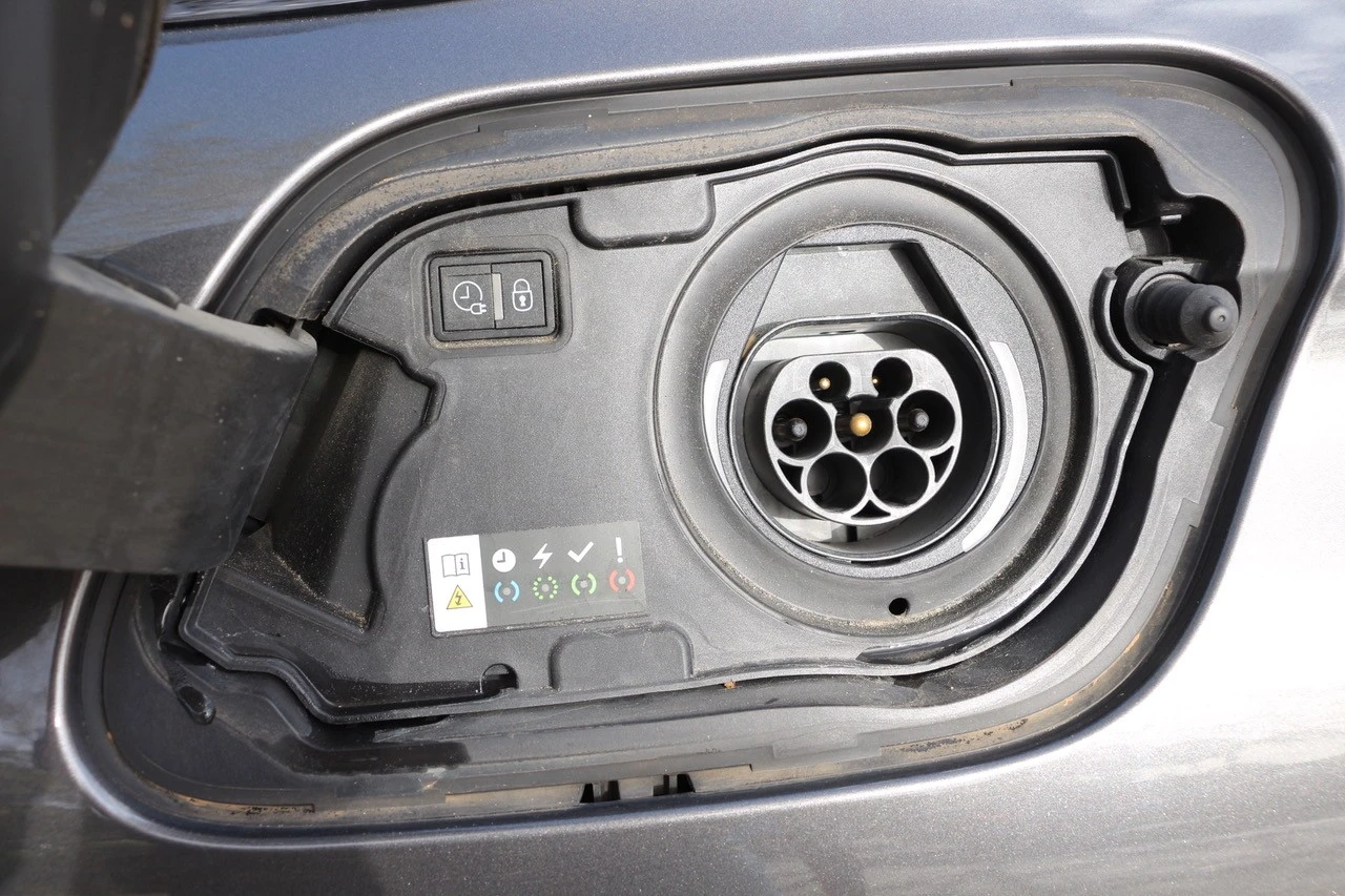 Peugeot 508 SW 1.6 Hybrid GT Line e-EAT8