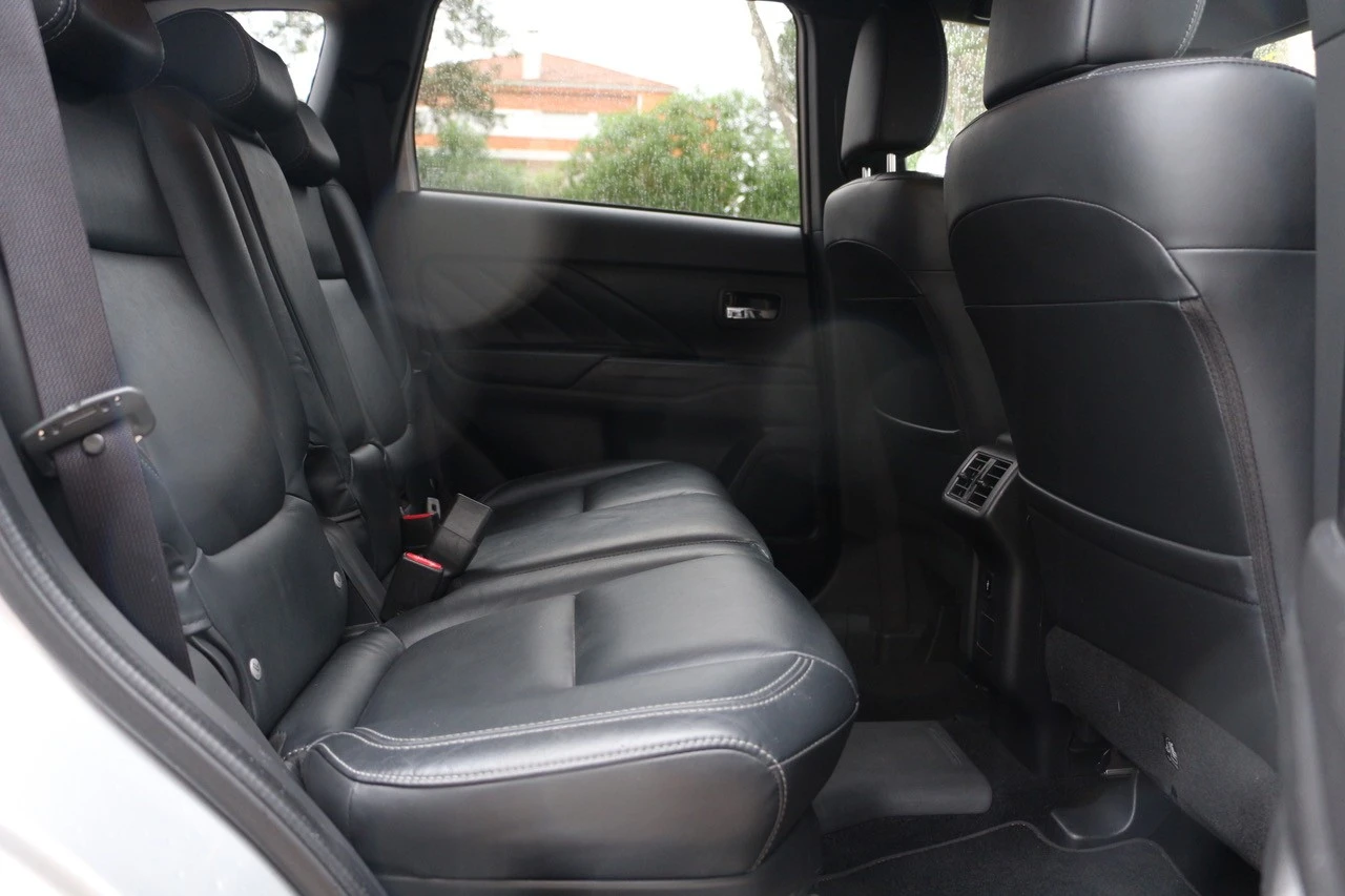 Mitsubishi Outlander 2.4 PHEV Instyle