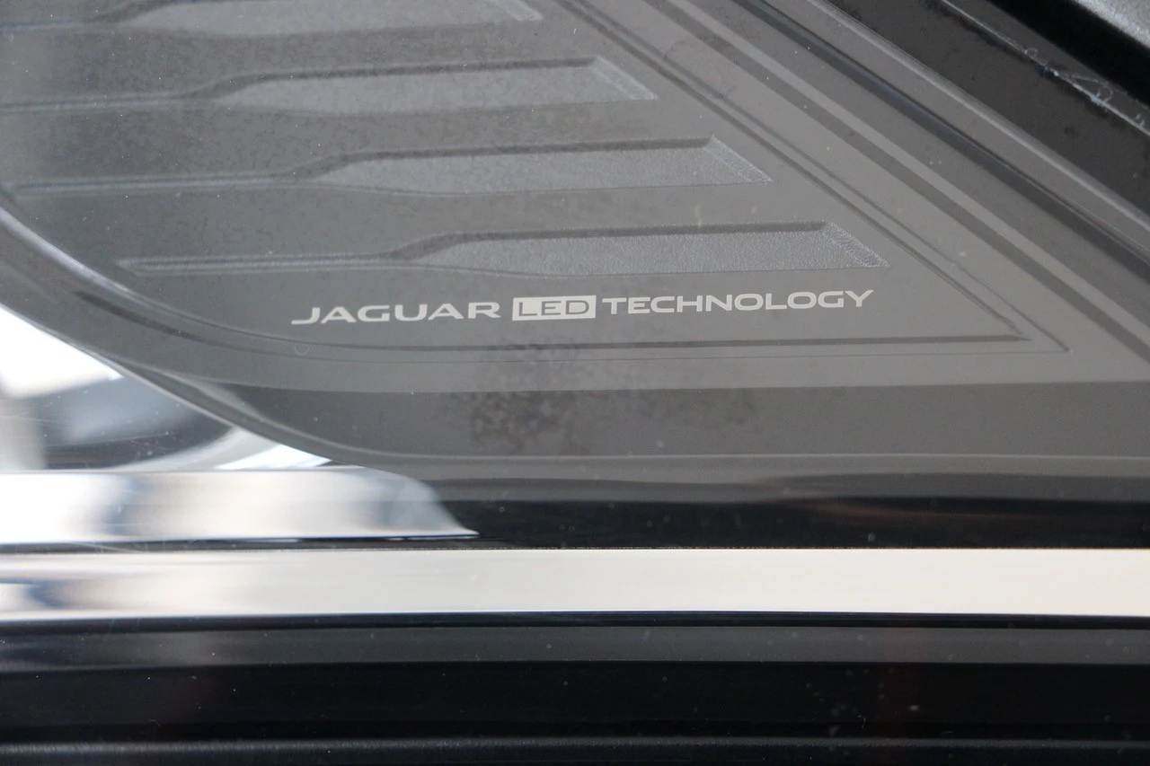 Jaguar E-Pace 2.0 i4D R-Dynamic