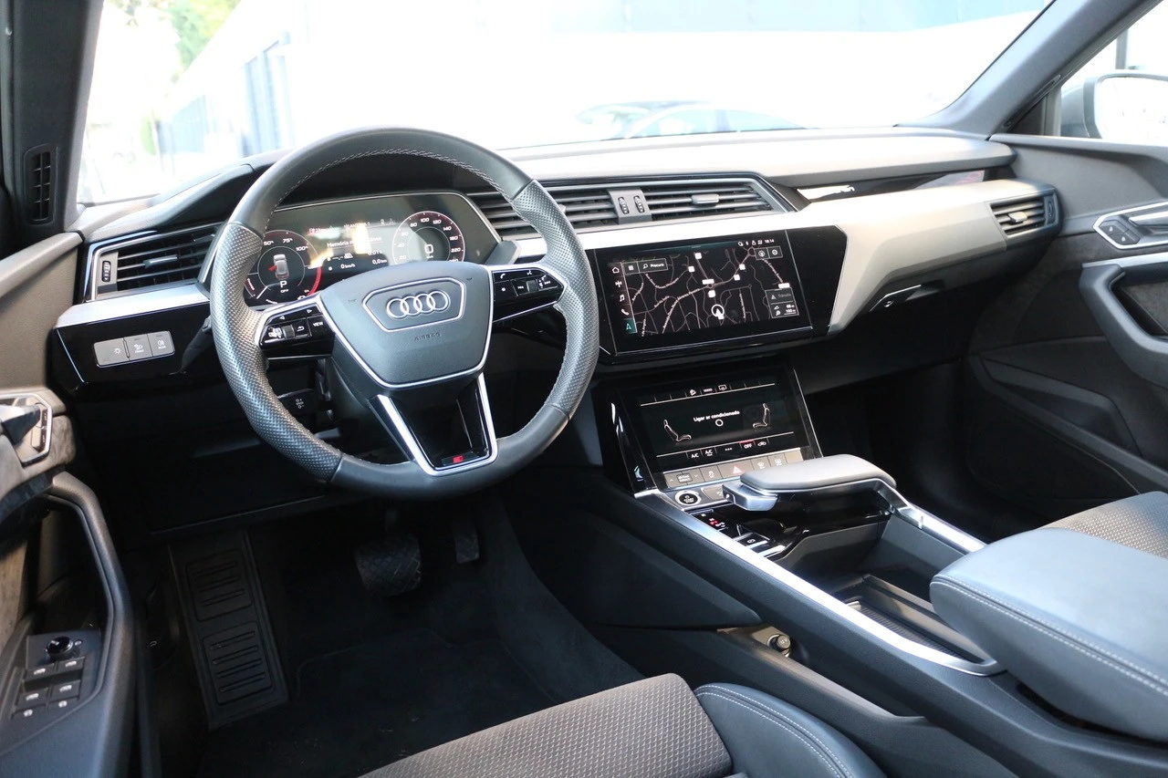 Audi e-tron 55 quattro S line