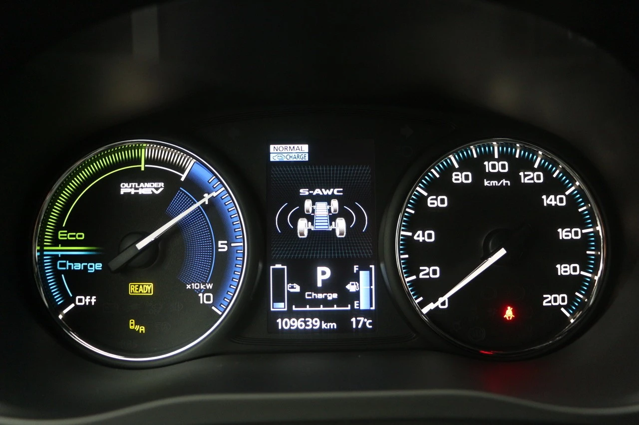 Mitsubishi Outlander 2.4 PHEV Instyle