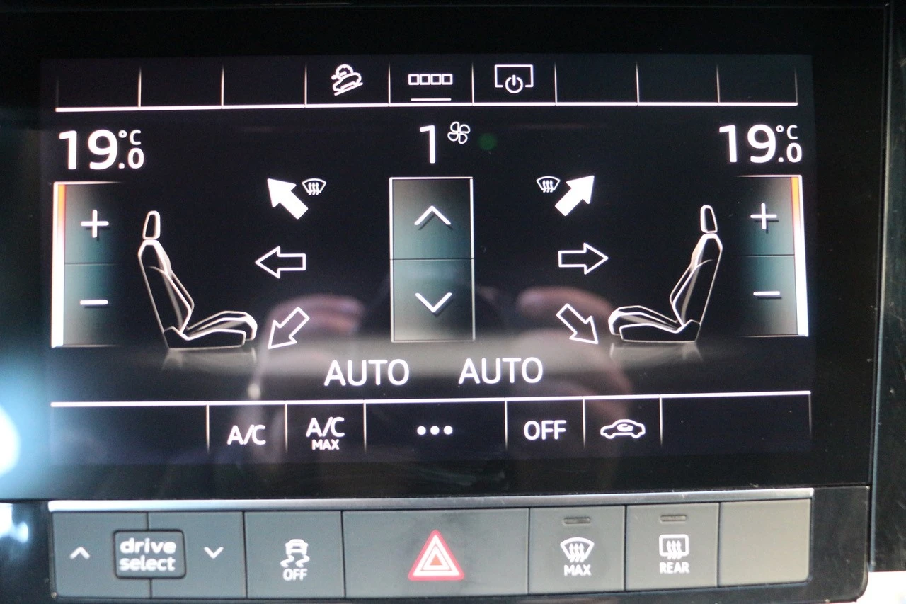 Audi e-tron 55 quattro S line