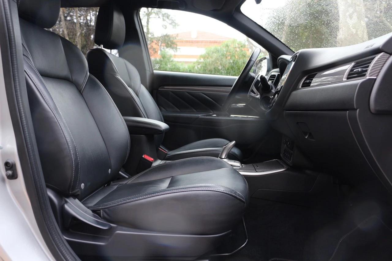 Mitsubishi Outlander 2.4 PHEV Instyle