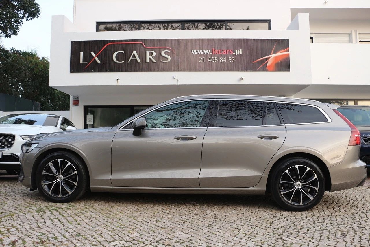Volvo V60 2.0 D4 Momentum Plus Geartronic