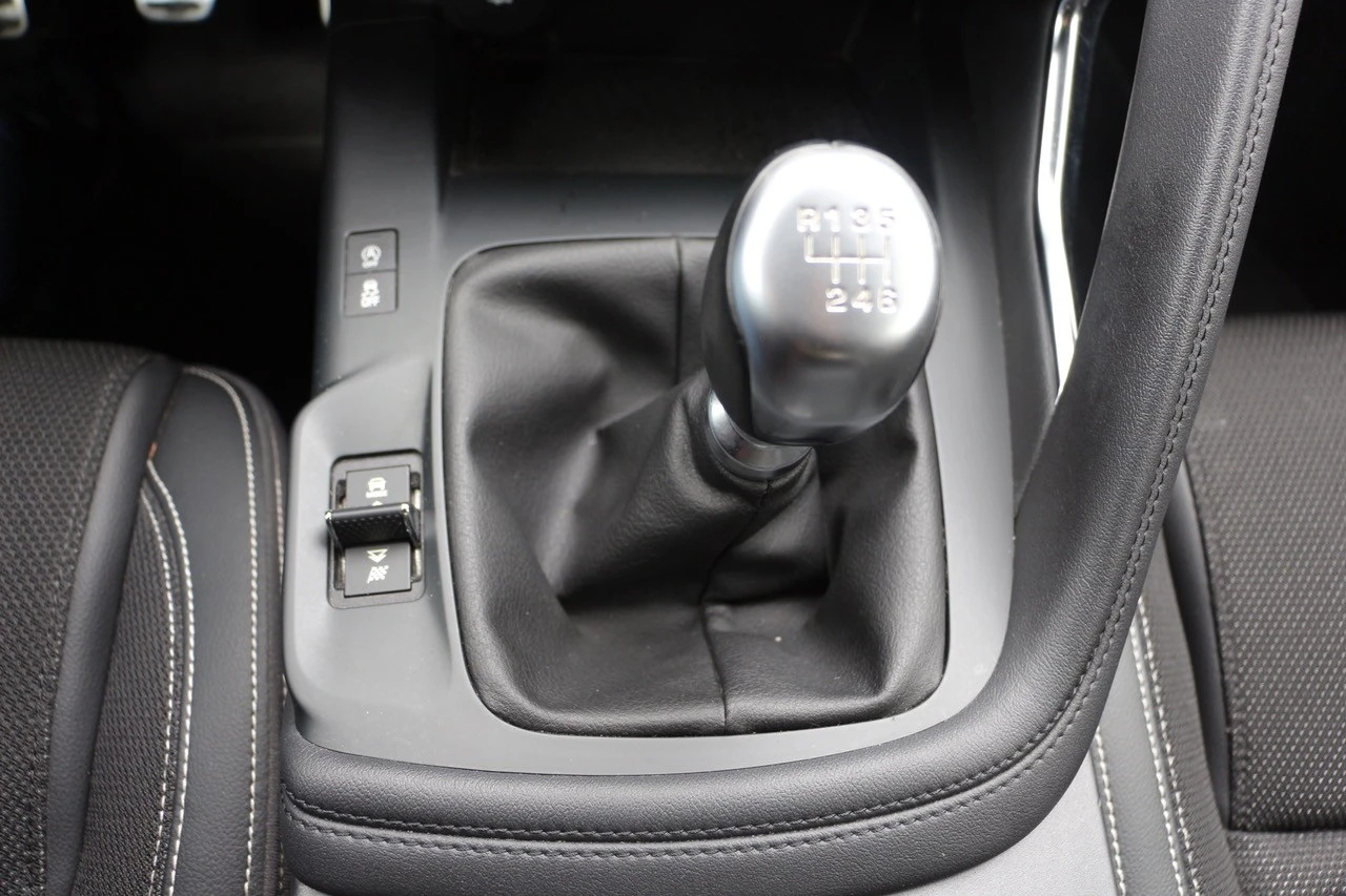 Jaguar E-Pace 2.0 i4D R-Dynamic