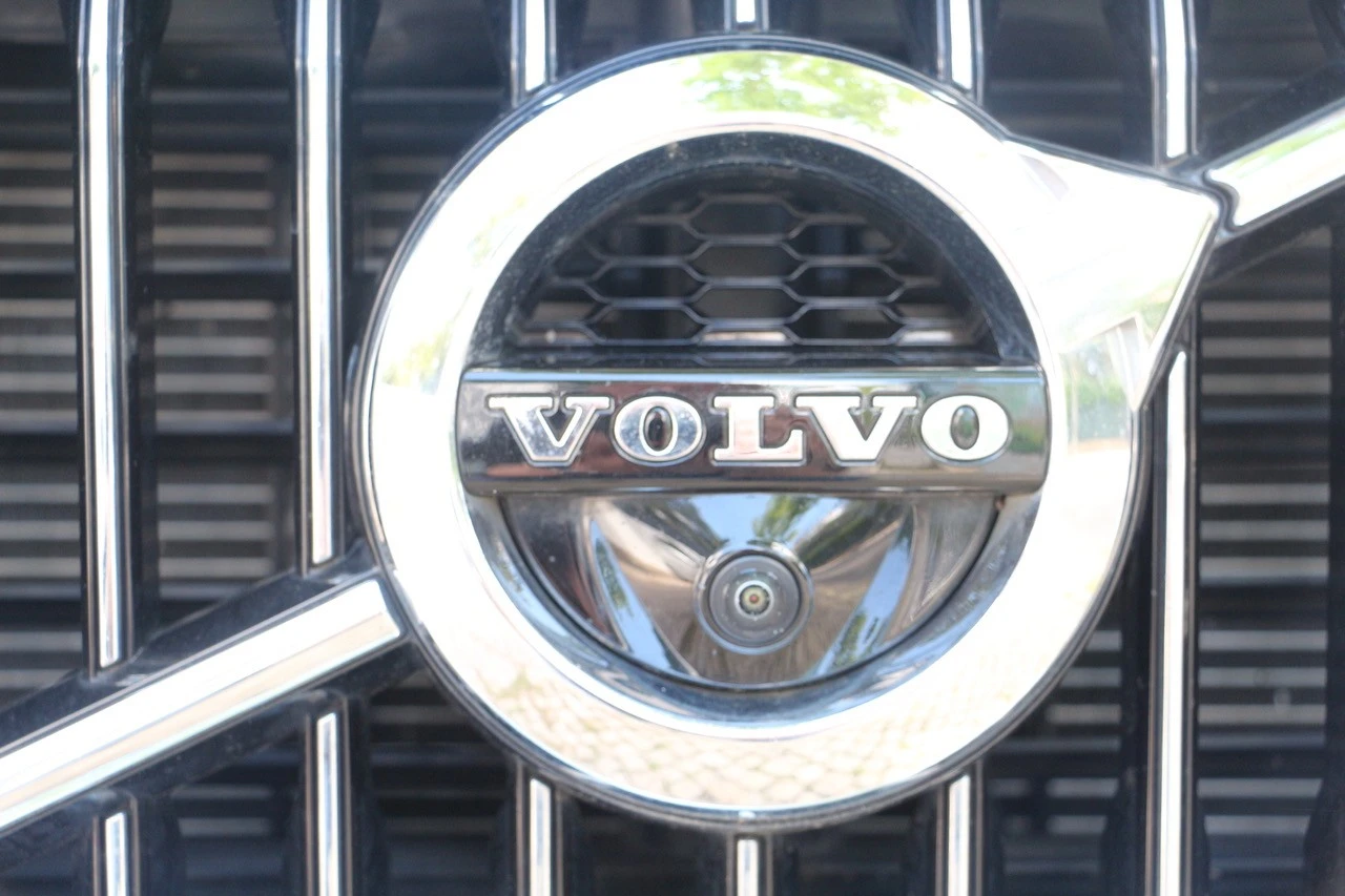 Volvo XC 60 2.0 T8 PHEV Inscription Expression AWD