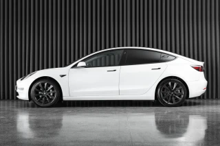 Tesla Model 3 Long Range AWD Dual Motor