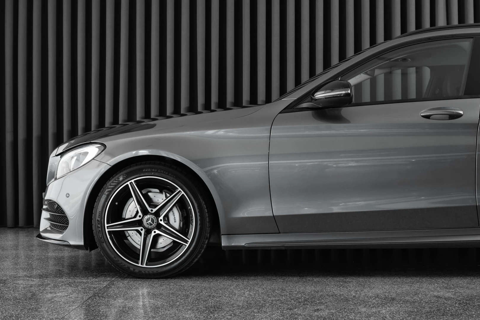 Mercedes-Benz C 220 d Station 9G-TRONIC AMG Line
