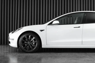 Tesla Model 3 Long Range AWD Dual Motor