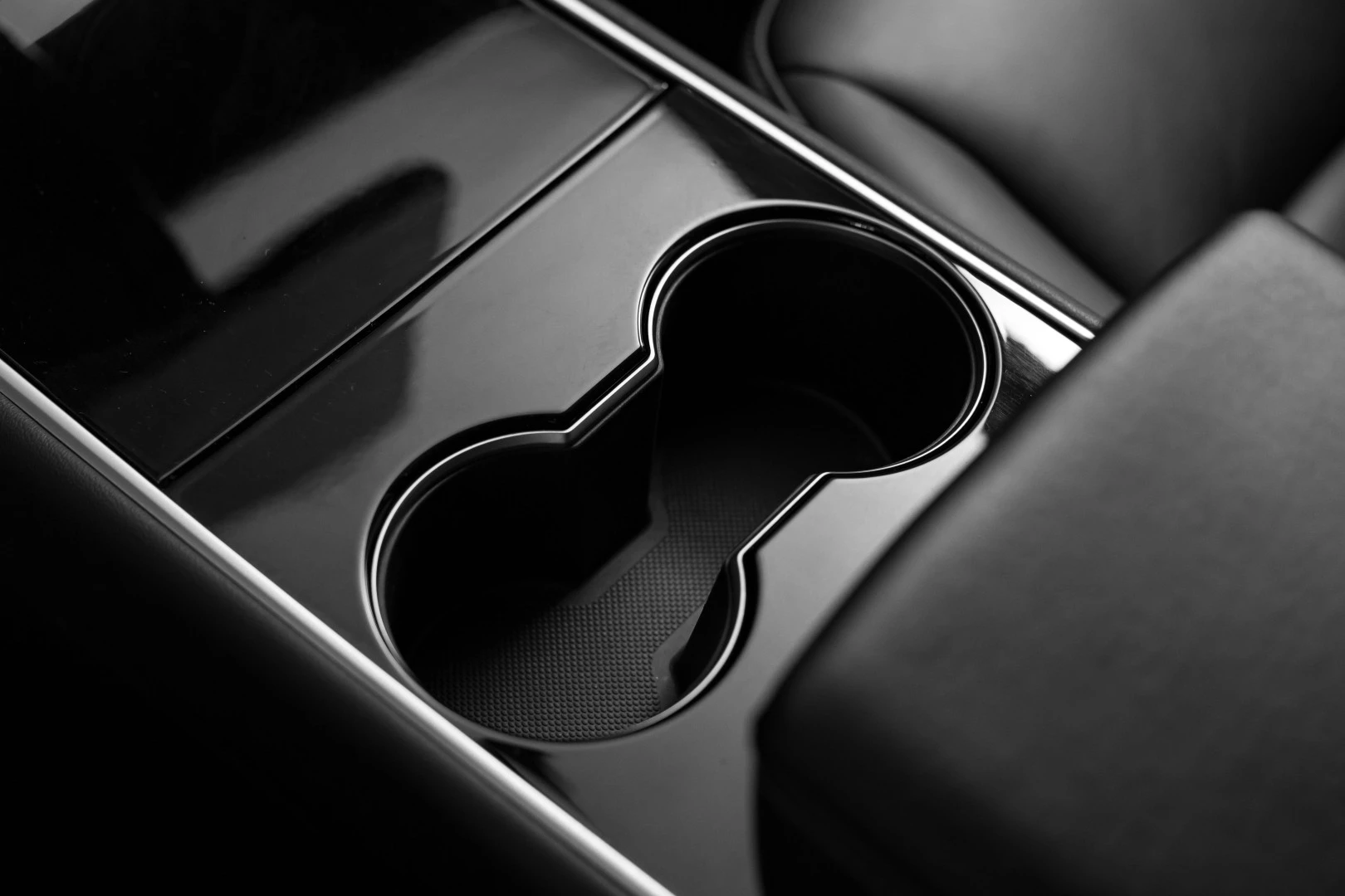 Tesla Model 3 Long Range AWD Dual Motor