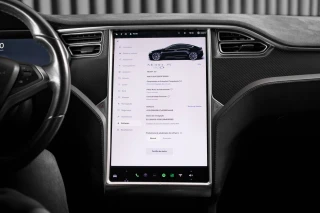 Tesla Model S 90D